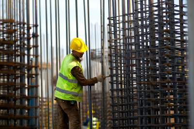 Crece el número de empleados en el sector de la construcción