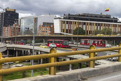 En Bogotá, el área nueva que inició proceso de construcción creció 25.5% durante el segundo trimestre de 2013